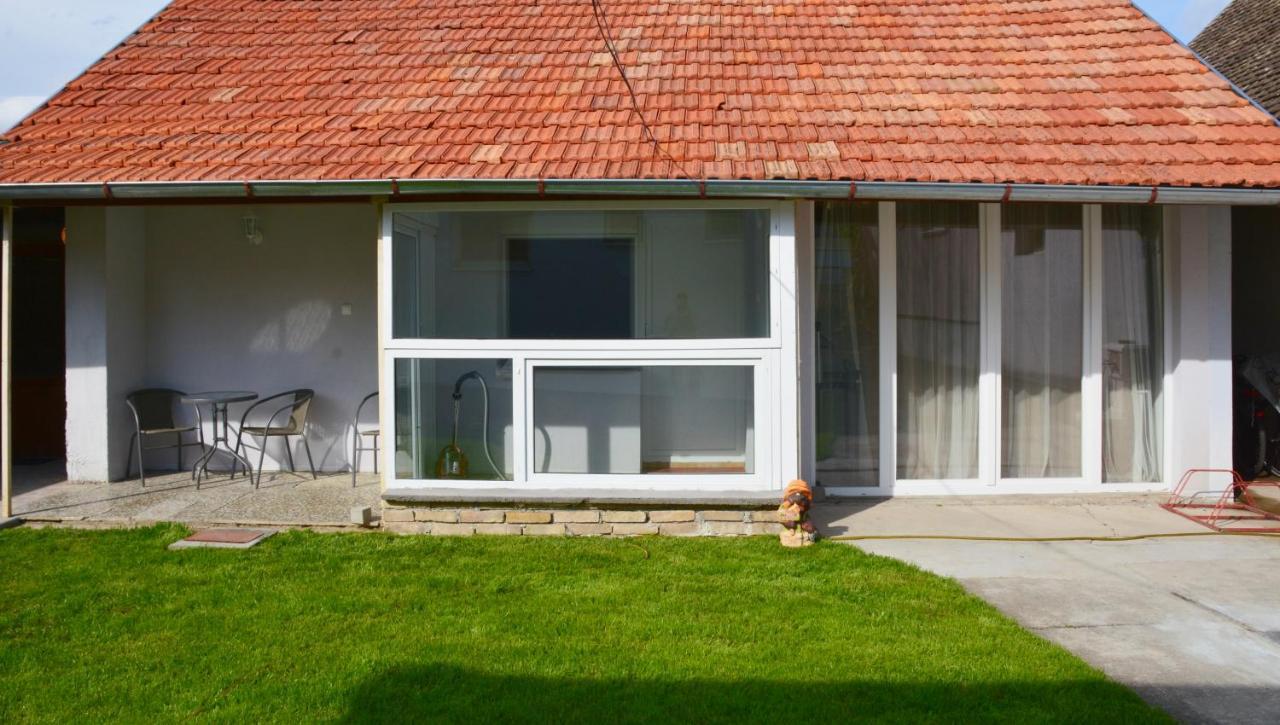 Apatin Apartman Exteriér fotografie